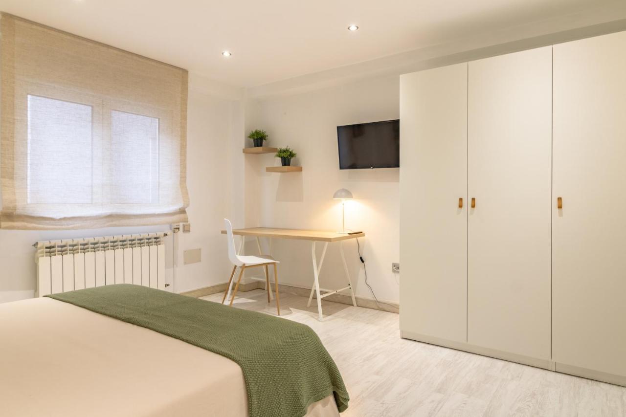 Ah King Size Apartment Vut5461As Oviedo Buitenkant foto
